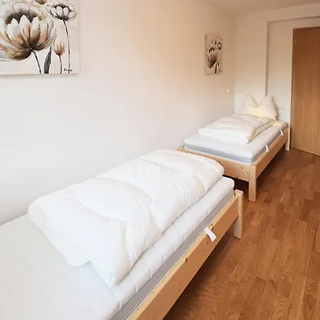 Apartment Aurturist